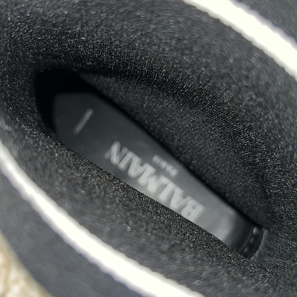 Authenticated Balmain logo sneakers - Picture 7 of 11